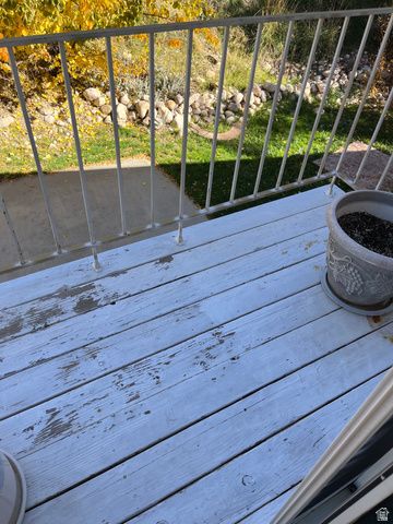 3246 N MOUNTAIN RD, North Ogden, UT 84414