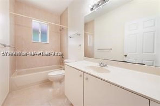 1175 NE 41st Ave, Homestead, FL 33033