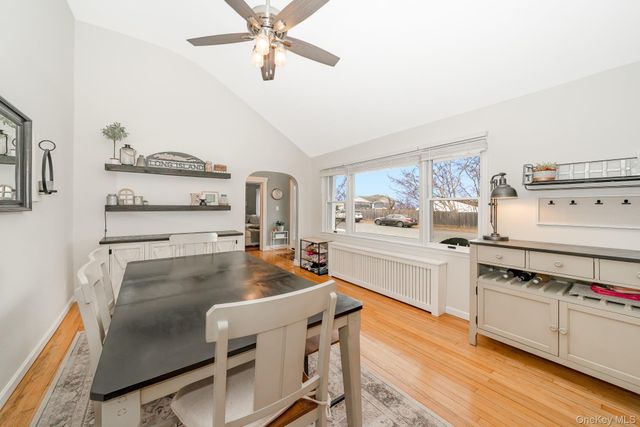 48 Butler Street, West Islip, NY 11795