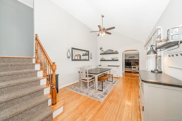 48 Butler Street, West Islip, NY 11795