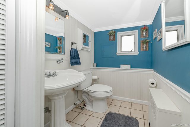 48 Butler Street, West Islip, NY 11795