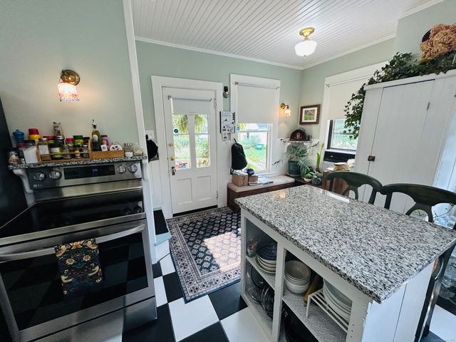 37 School Street, Enfield, CT 06082