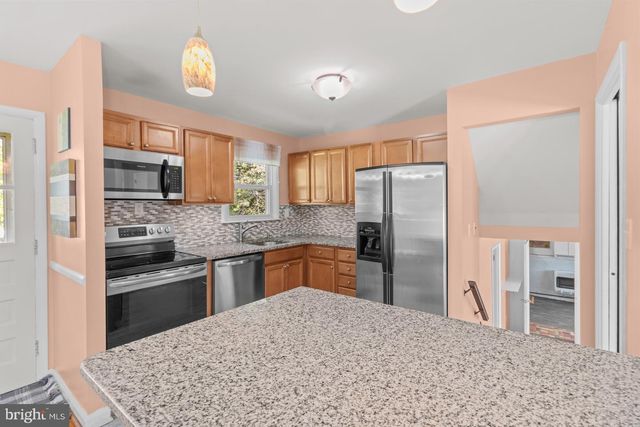1220 WINSTEAD RD, Wilmington, DE 19803