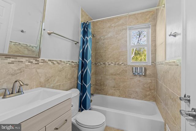 1220 WINSTEAD RD, Wilmington, DE 19803