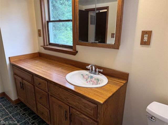 835 Albemarle Avenue, Cuyahoga Falls, OH 44221