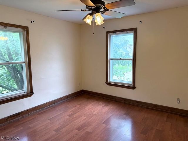 835 Albemarle Avenue, Cuyahoga Falls, OH 44221