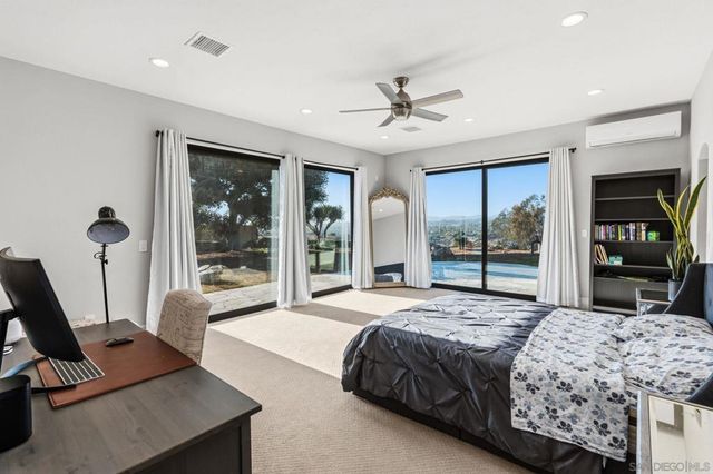 16710 Caminito De Las Palmas, San Diego, CA 92127