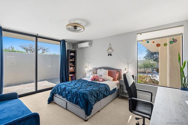 16710 Caminito De Las Palmas, San Diego, CA 92127