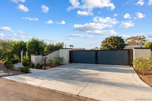 16710 Caminito De Las Palmas, San Diego, CA 92127