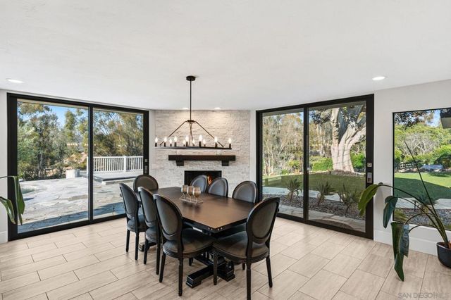 16710 Caminito De Las Palmas, San Diego, CA 92127