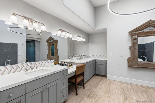 16710 Caminito De Las Palmas, San Diego, CA 92127