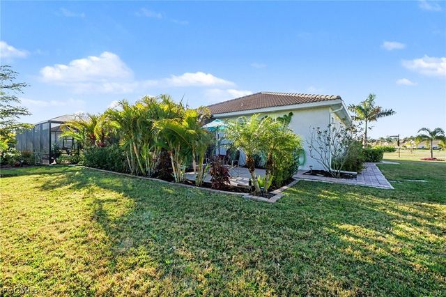 3979 Crosswater DR, North Fort Myers, FL 33917