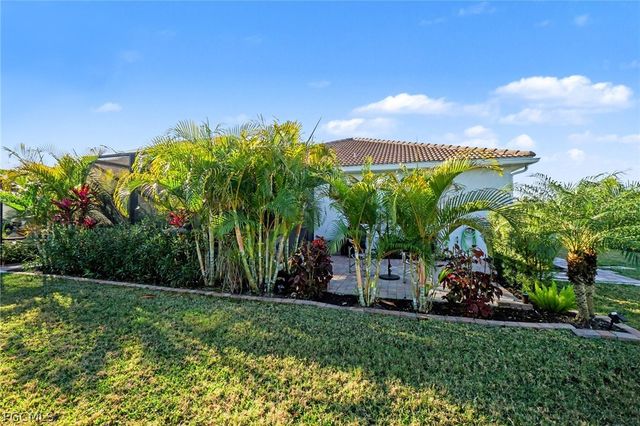 3979 Crosswater DR, North Fort Myers, FL 33917