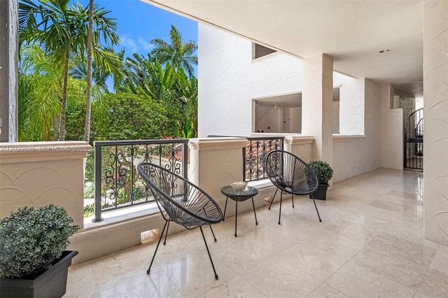 2122 Fisher Island Drive 2122, Miami Beach, FL 33109