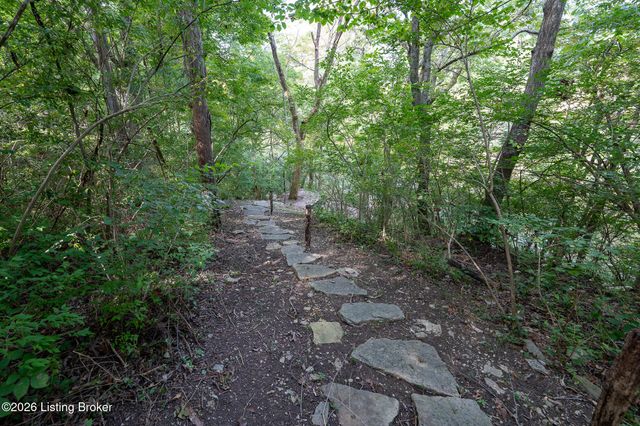 1200 Johnson Rd, Louisville, KY 40245