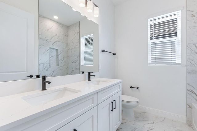 17536 MACARTHUR LOOP, Venice, FL 34293
