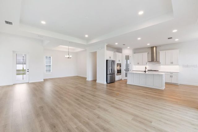 17536 MACARTHUR LOOP, Venice, FL 34293