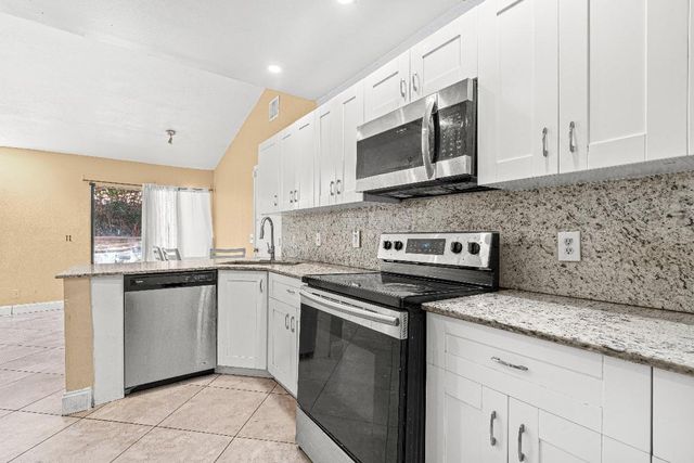 4134 NW 2nd Lane, Delray Beach, FL 33445