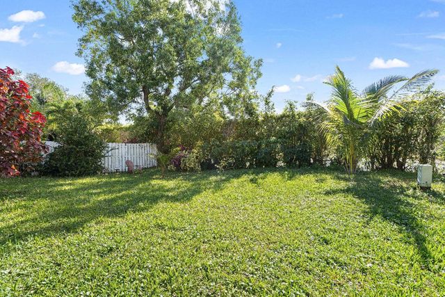 4134 NW 2nd Lane, Delray Beach, FL 33445