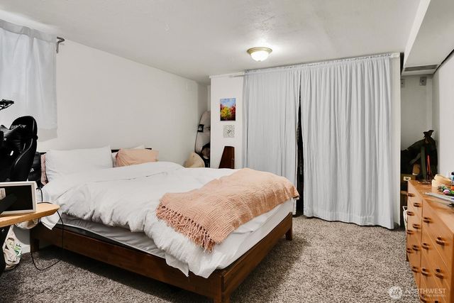 2608 S Grand Street, Seattle, WA 98144