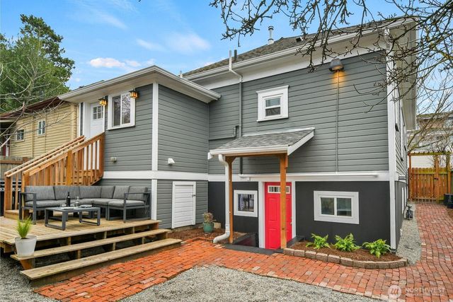 2608 S Grand Street, Seattle, WA 98144