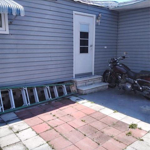 10473 HOLIDAY SHORES DRIVE 303, Largo, FL 33773