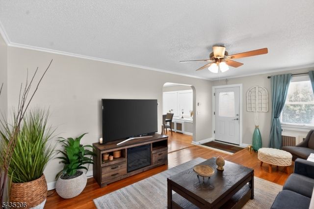 128 White Oak Ter, Belleville Twp., NJ 07109