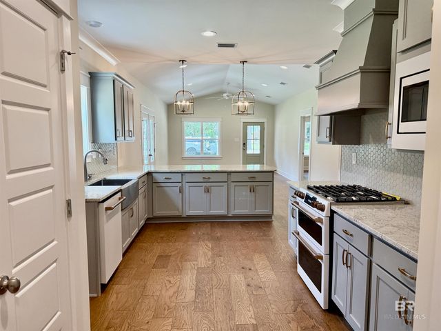 14682 Camelia Street, Magnolia Springs, AL 36555