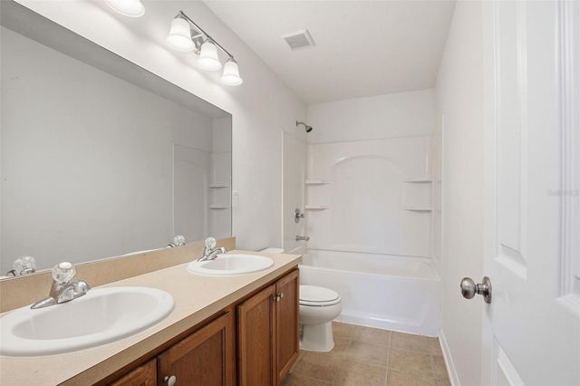 6339 CHERRY BLOSSOM TRAIL, Gibsonton, FL 33534