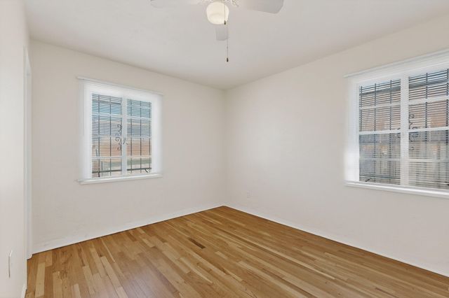 2615 McEarl Avenue SE, Albuquerque, NM 87106