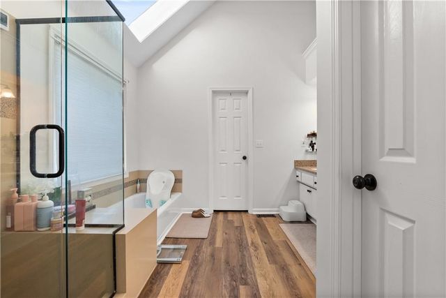 1309 NE Chowning Drive, Kansas City, MO 64155