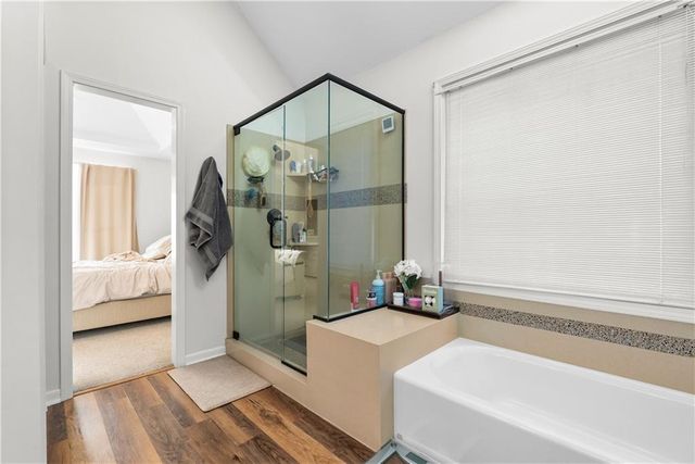 1309 NE Chowning Drive, Kansas City, MO 64155