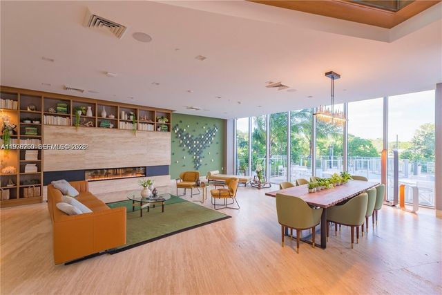 16385 Biscayne Blvd 1102, North Miami Beach, FL 33160