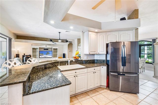 2510 SE 23rd PL, Cape Coral, FL 33904