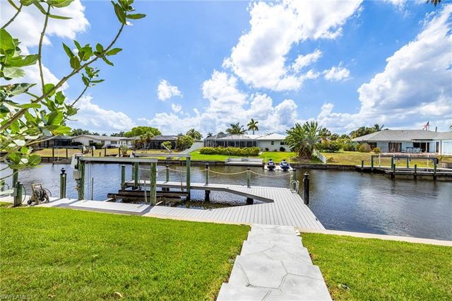 2510 SE 23rd PL, Cape Coral, FL 33904