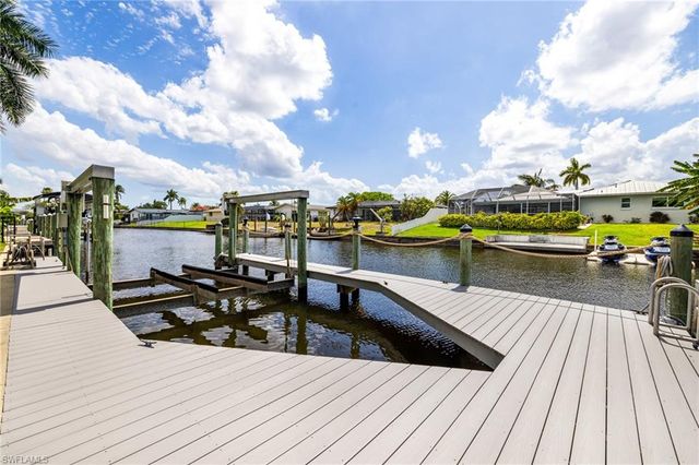 2510 SE 23rd PL, Cape Coral, FL 33904