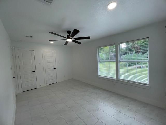 109 Del Monte Lane, Highlands, TX 77562