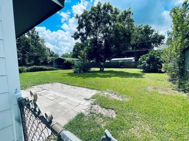 109 Del Monte Lane, Highlands, TX 77562