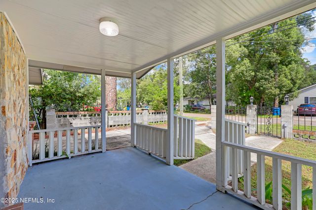 9062 2ND Avenue, Jacksonville, FL 32208