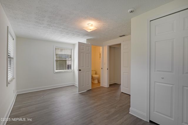 9062 2ND Avenue, Jacksonville, FL 32208