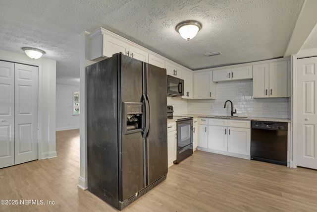 9062 2ND Avenue, Jacksonville, FL 32208