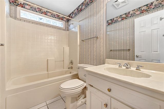 21 Dunvegan Drive, Bella Vista, AR 72715