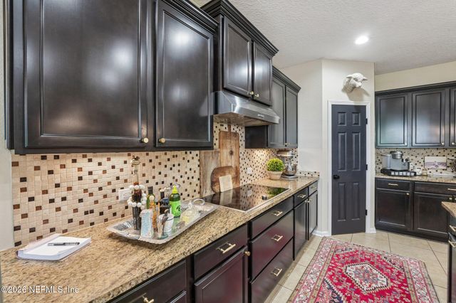 16713 OAK PRESERVE Drive, Jacksonville, FL 32226