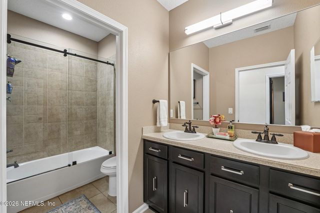 16713 OAK PRESERVE Drive, Jacksonville, FL 32226