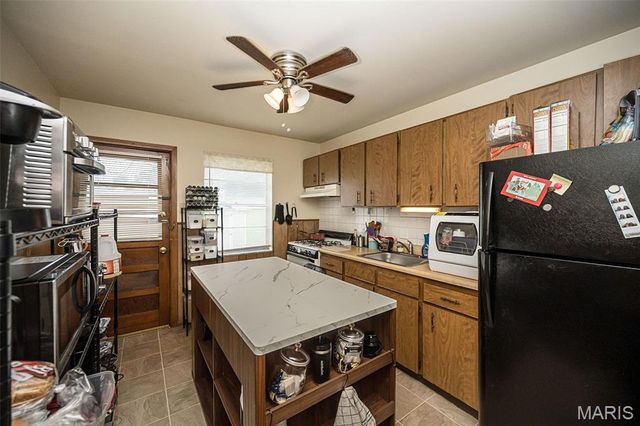 3924 Geraldine Avenue, St Ann, MO 63074