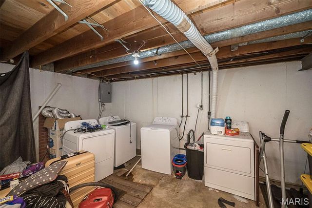 3924 Geraldine Avenue, St Ann, MO 63074