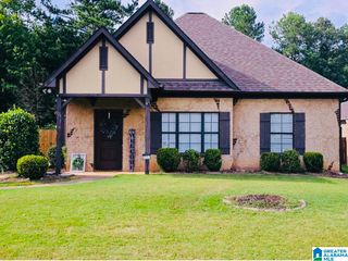 5517 TIMBER LEAF TRAIL, Bessemer, AL 35022