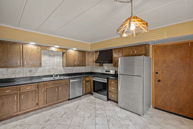 1039 N Harlem Avenue 1SC, Oak Park, IL 60302