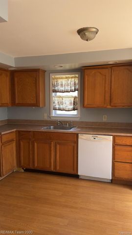 18820 Norborne, Redford Charter Township, MI 48240