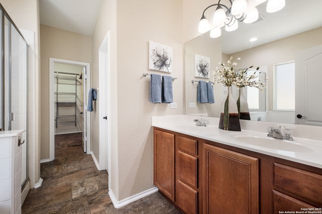 21202 Leslie Carson, San Antonio, TX 78258